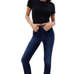 GAP Women's Skinny Jeans in Dark Blue, size 29/8